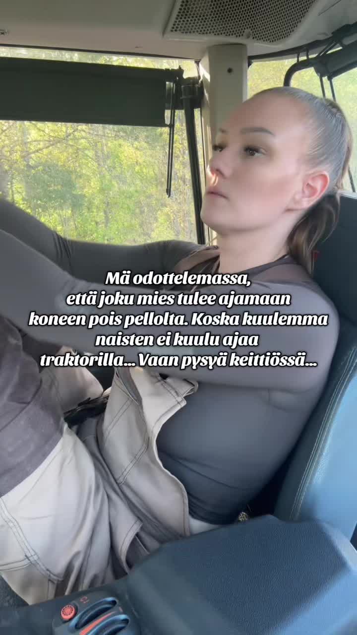 @Lauramarikam