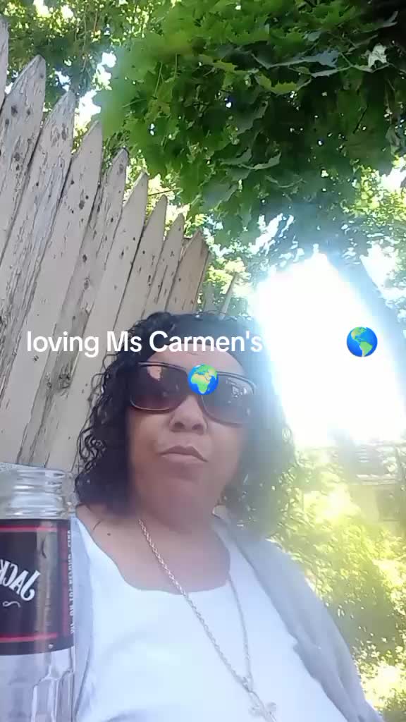 @Ms Carmen