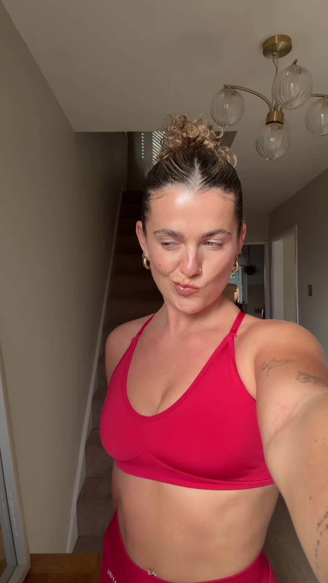 @elbuckles