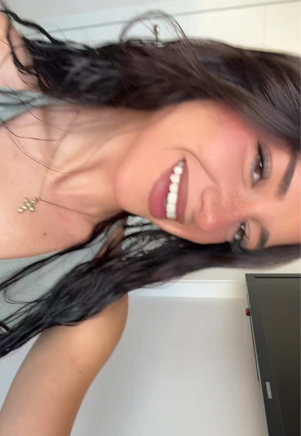 @๐;