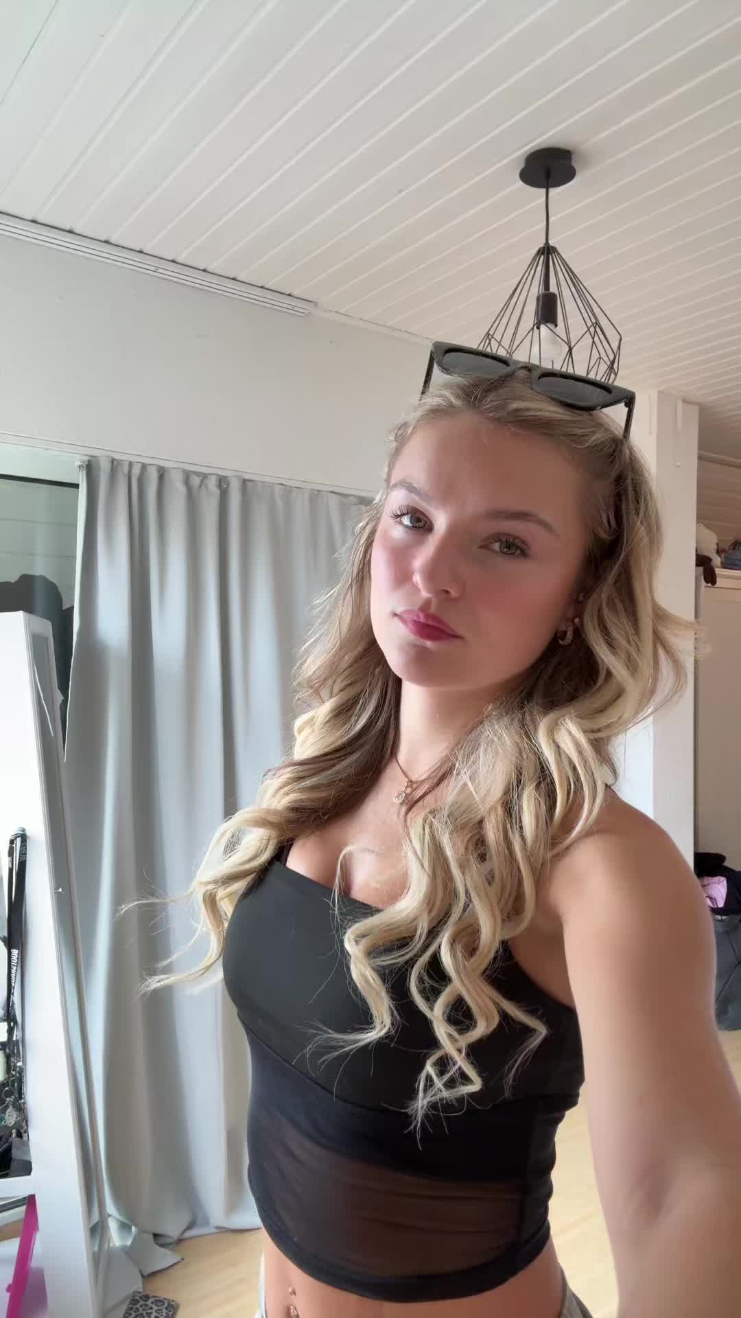 @minnem&oslash;&oslash;d