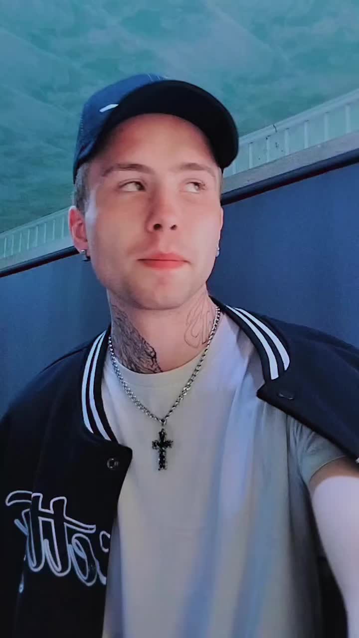 @Ангелочек 👼