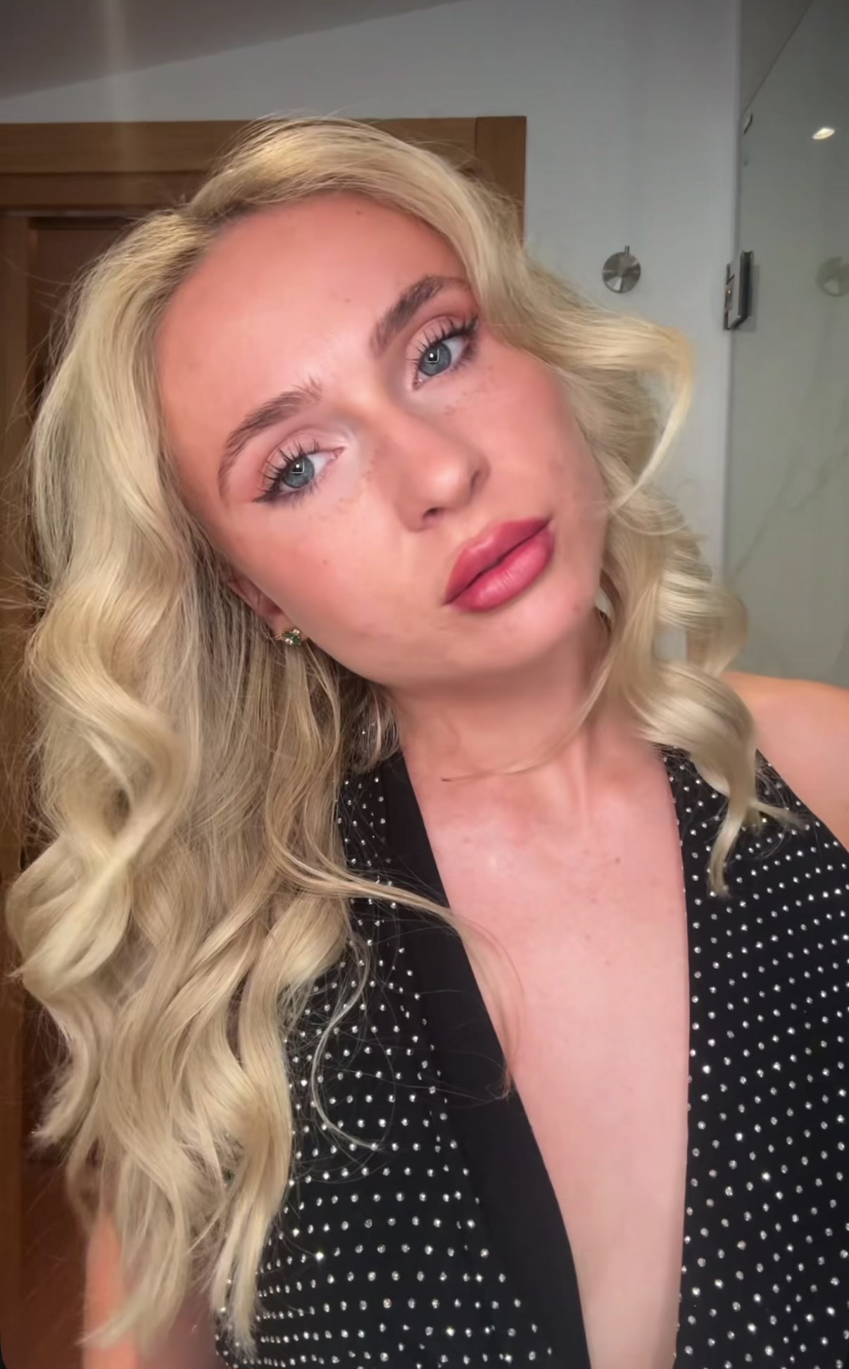 @British Barbie | transitions
