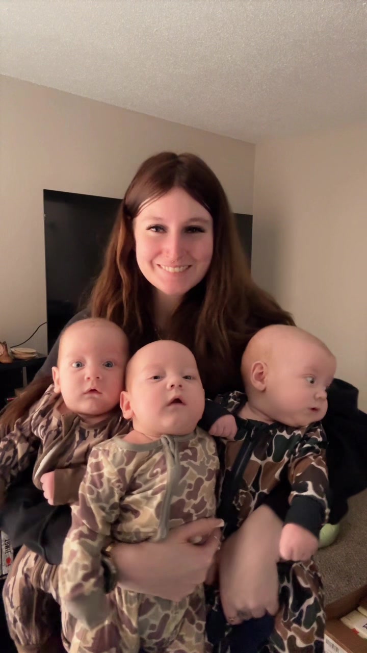 @Emily Damet &bull; Triplet Mom