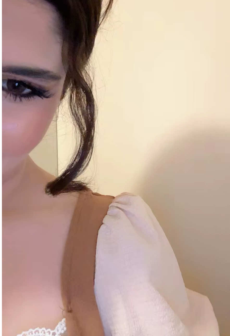 @لين