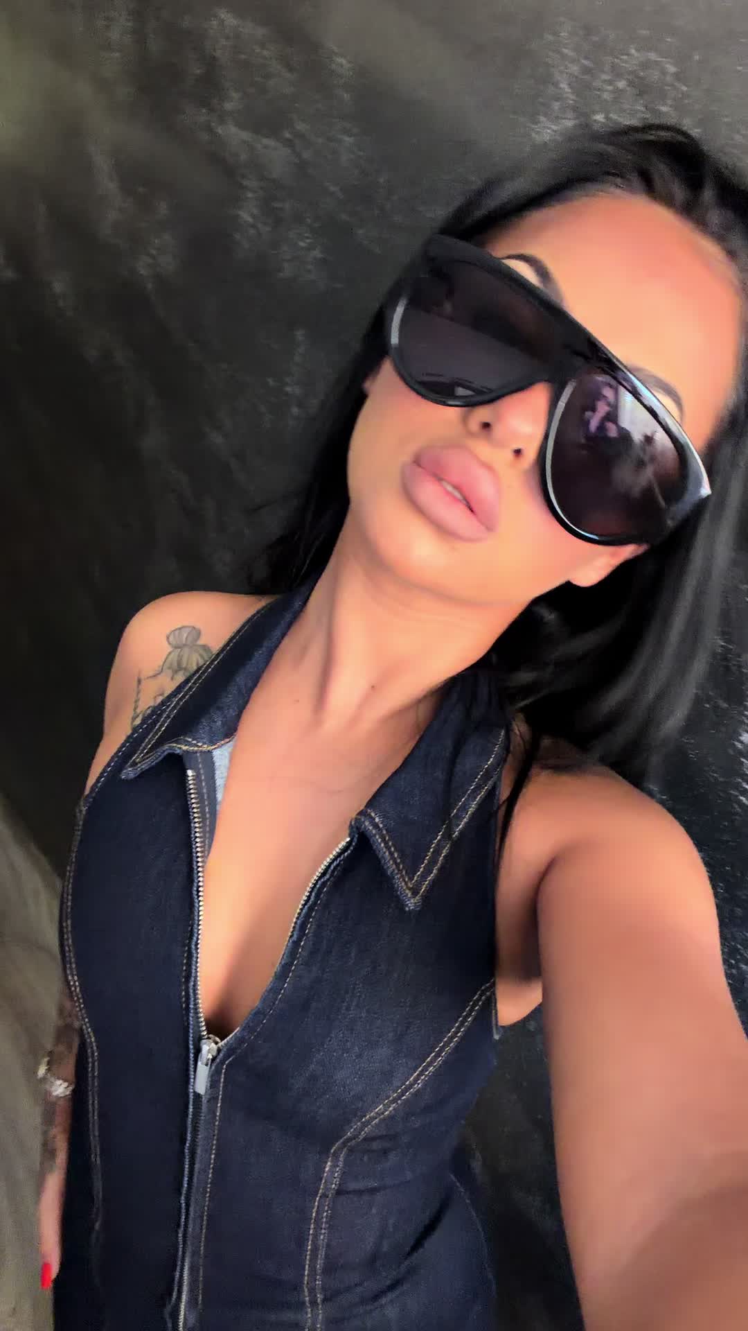 @Durisova_official