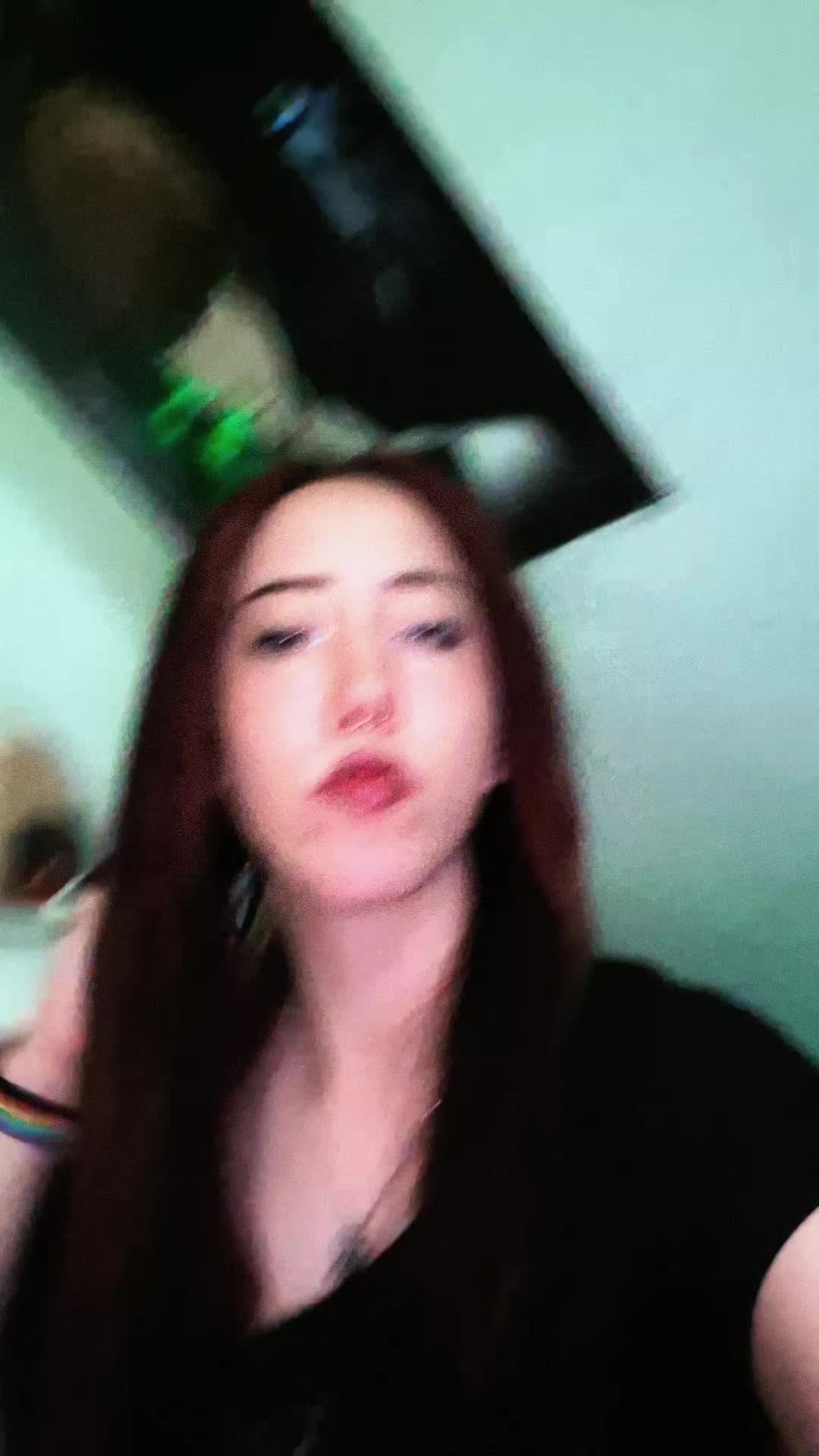 @Iiniatwidia⚢