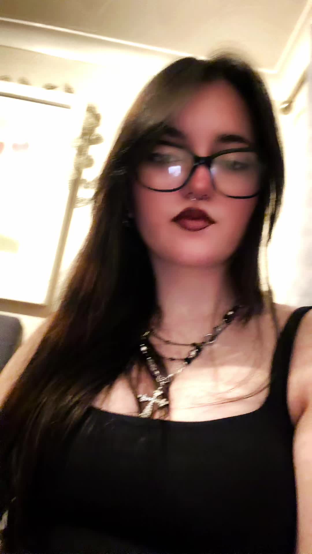 @evie (offline)