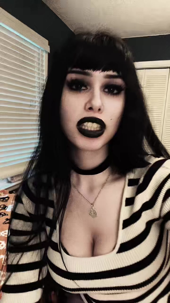 @Maria🦇
