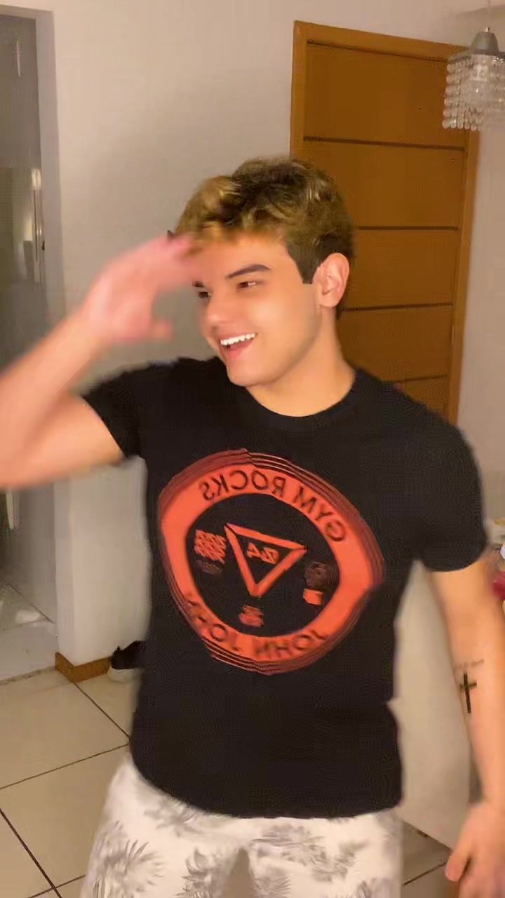 @felipebennett