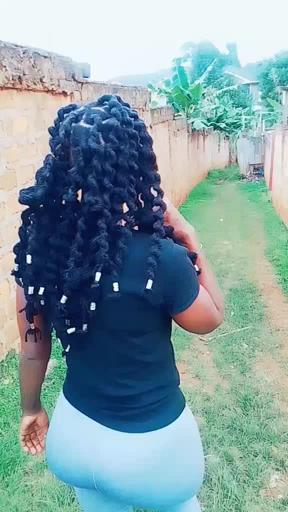 @Nyanchy curvaceous ❣️