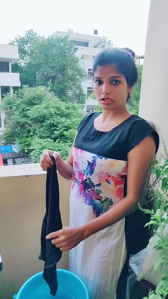 @yamini_santhosh