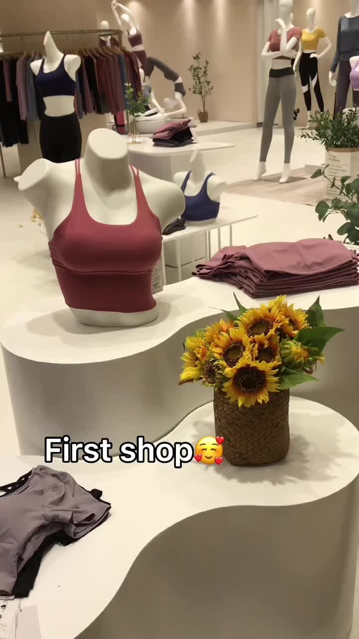 @kelly_outfits