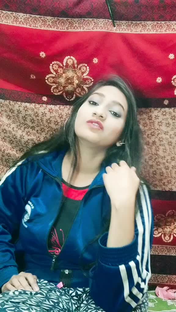 @👑Aditi De👑