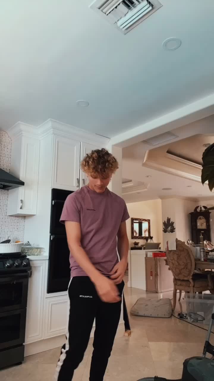 @user63563484371