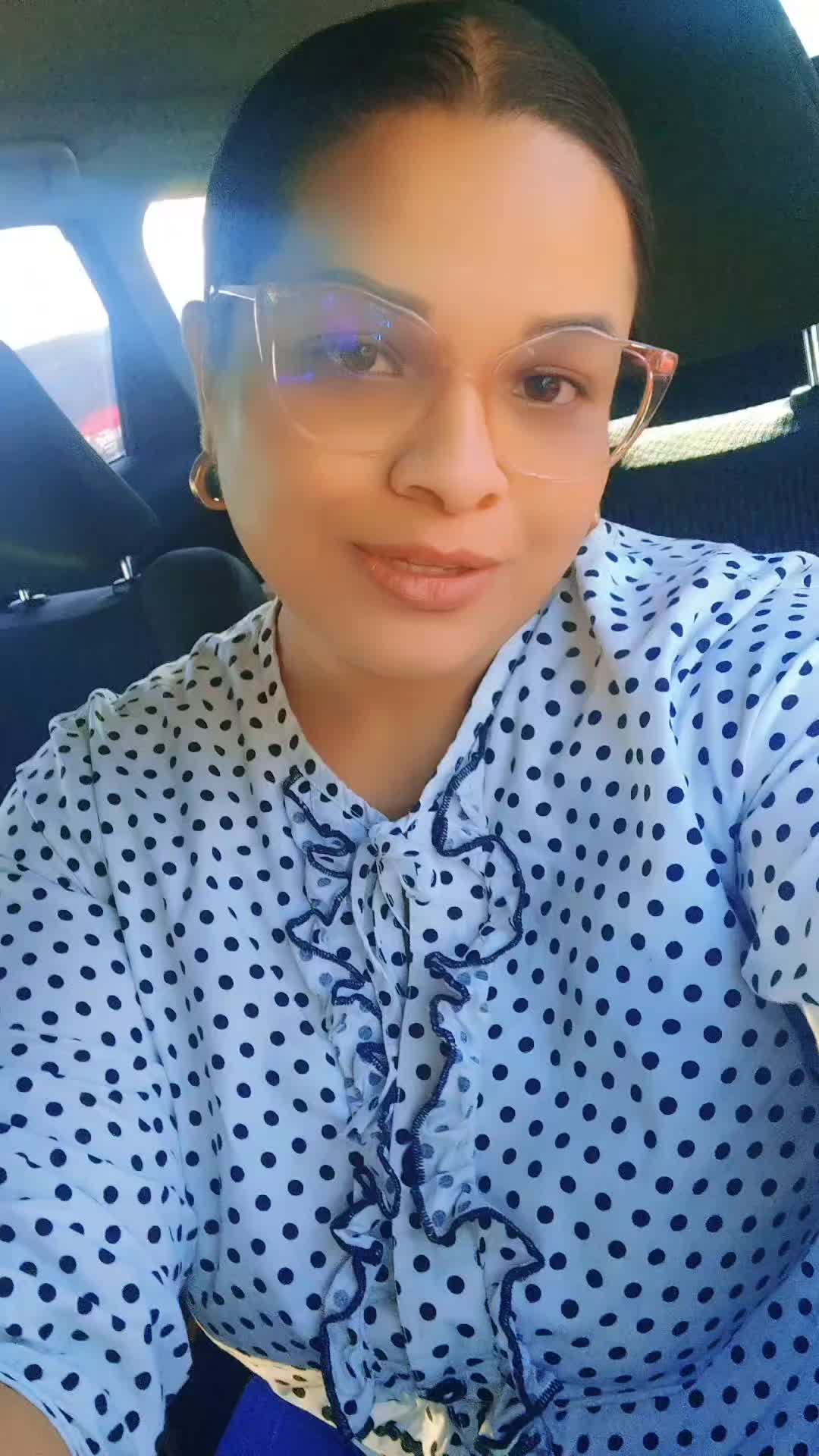 @😇