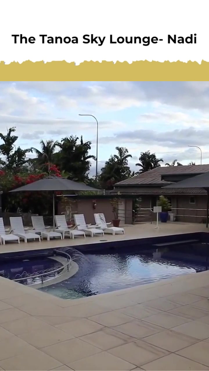 @Living In Fiji