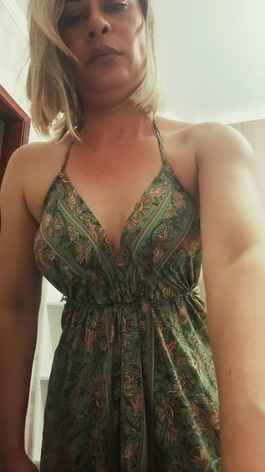 @Vivi Santos