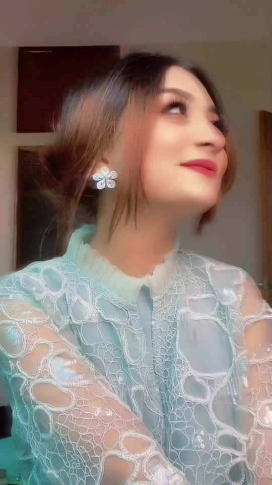 @M O N I K A 🌸