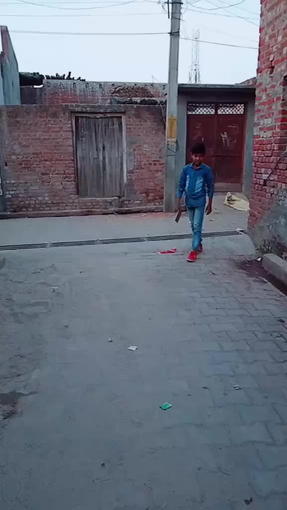 @SabKa TiMe AyeGa_😎