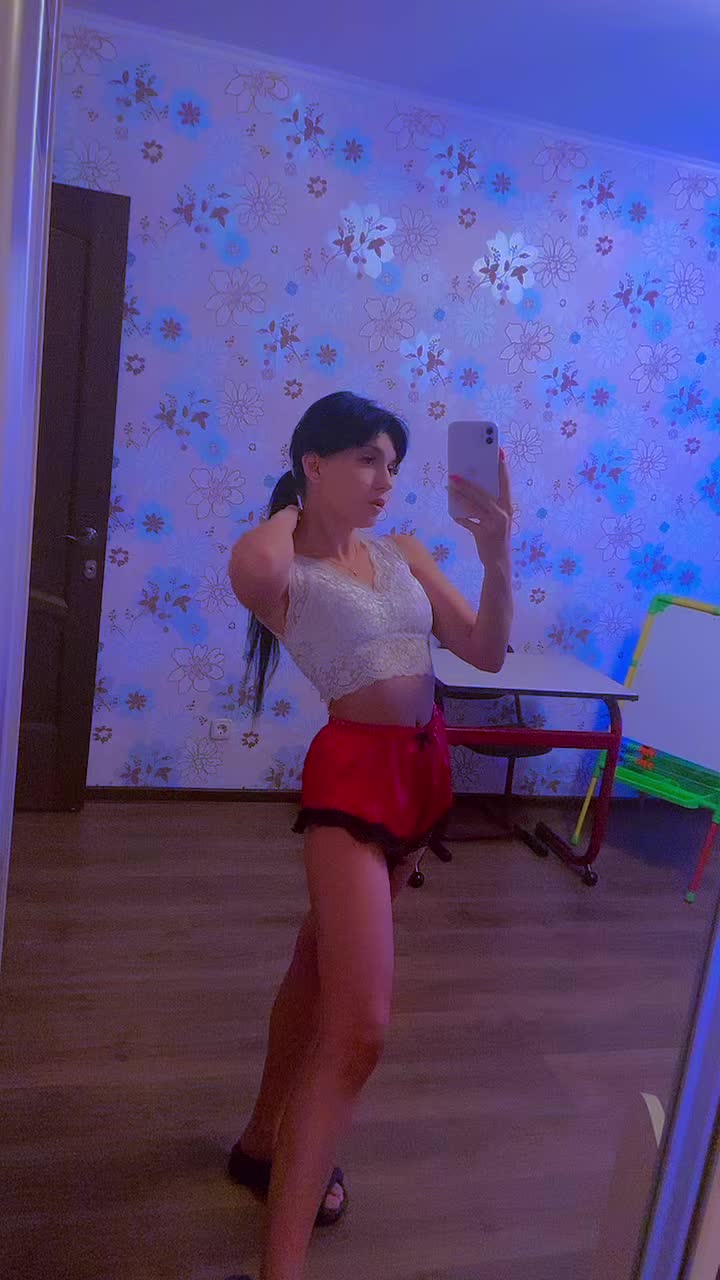 @Valentina💣24