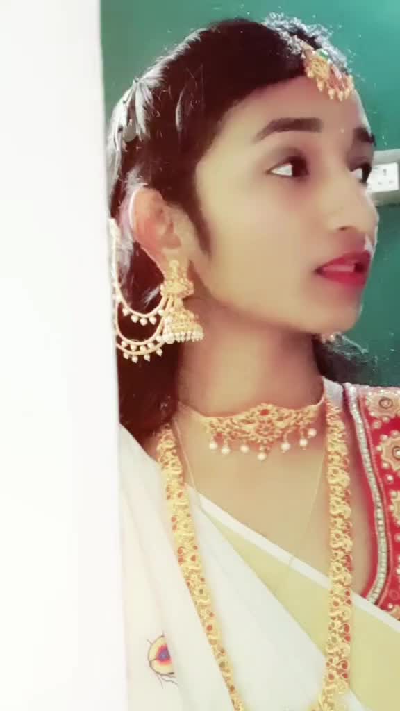 @Bhavya Btec  👸👸
