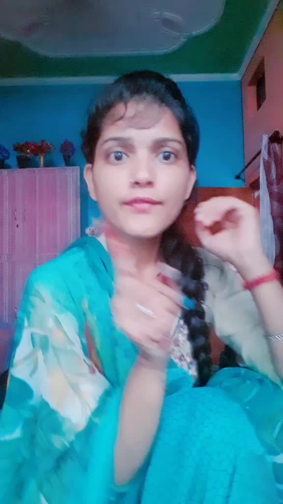 @👑poojakaintura👑
