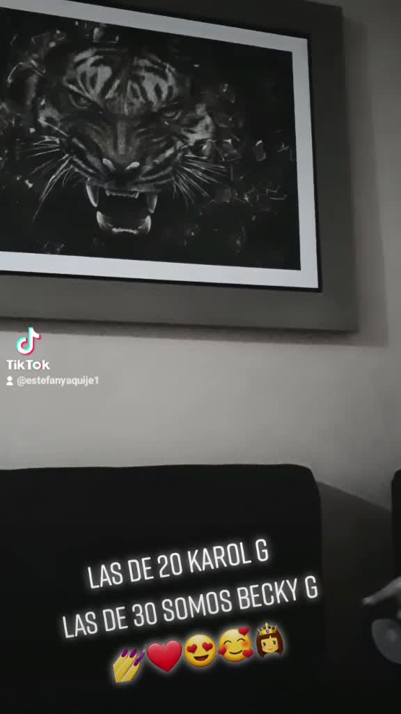 @EstefanyAquije