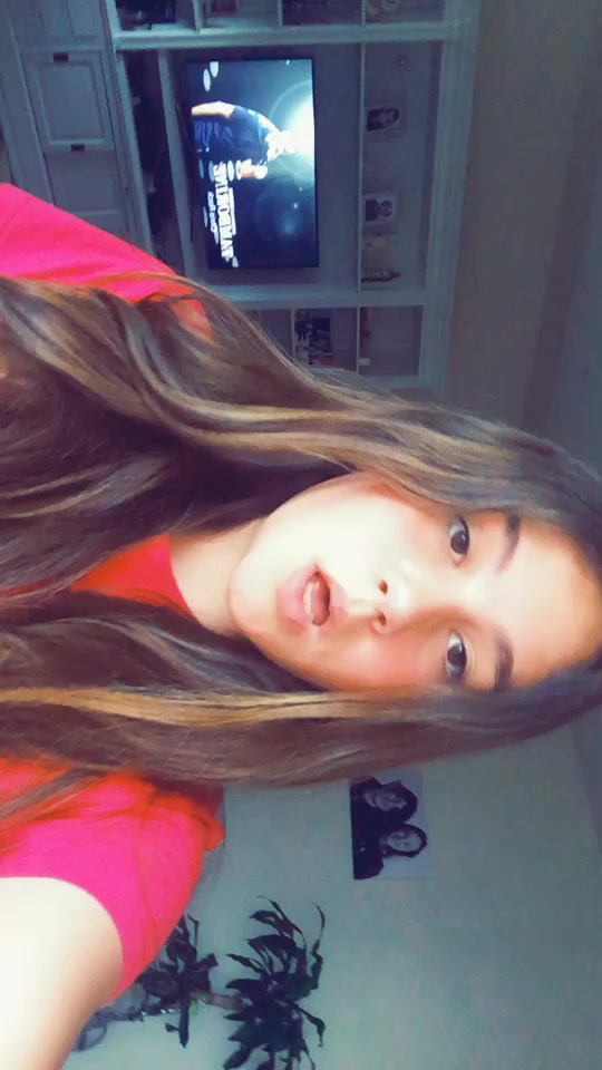 @Helena☘️💕