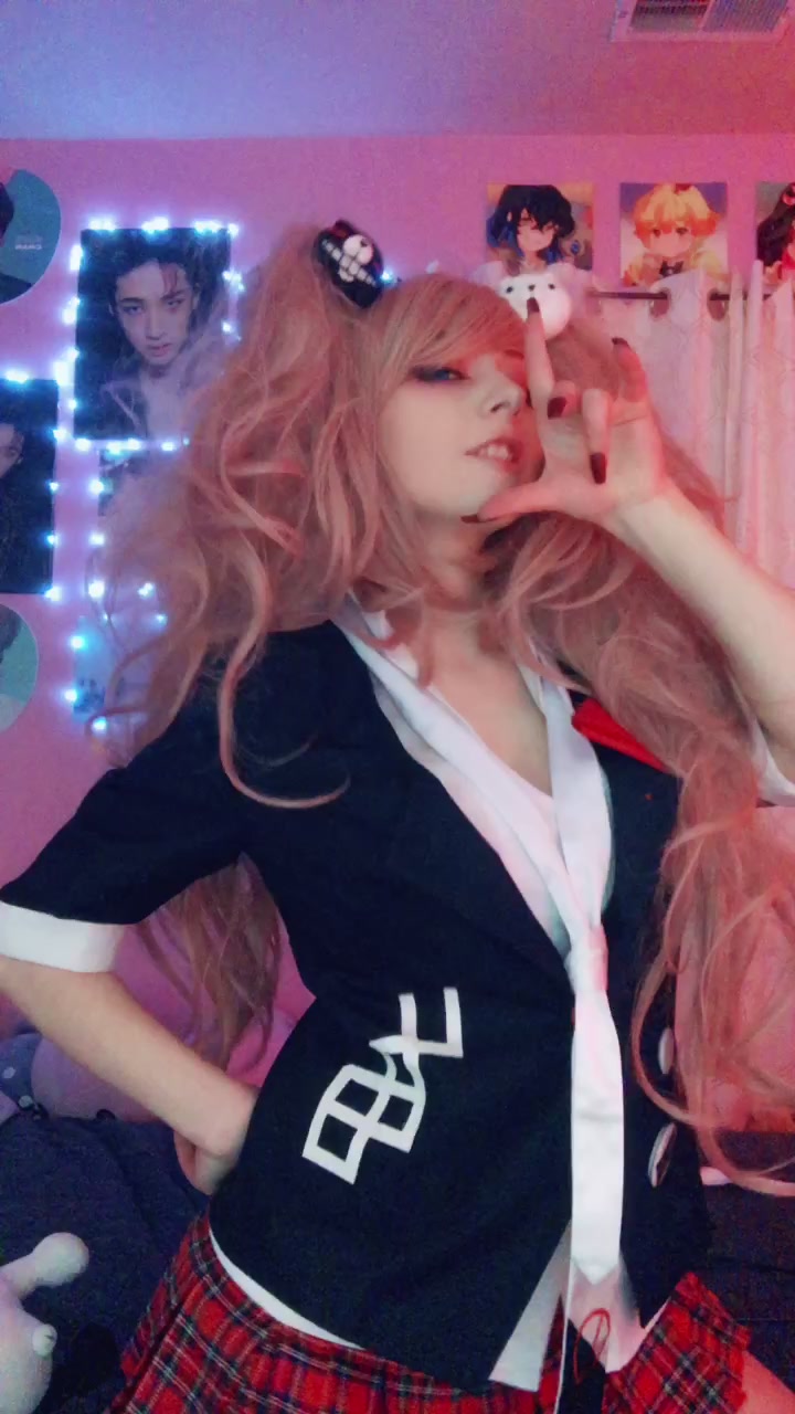 @AngelicxCos