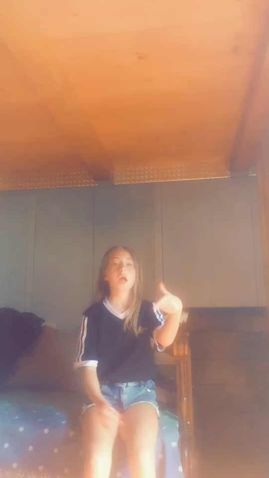 @annaelettra