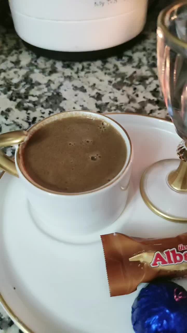@mutfağı mı &ccedil;ok seviyorum efnan