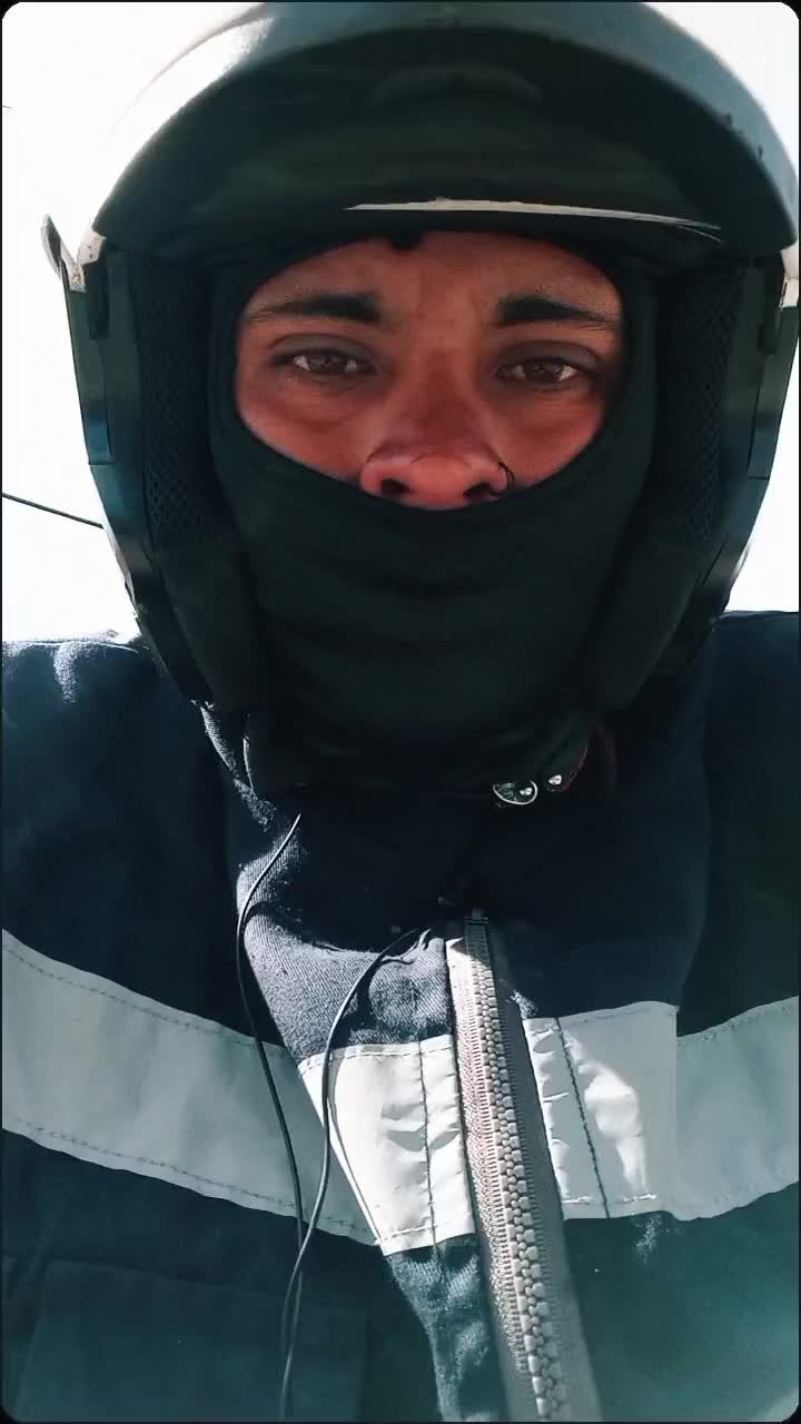 @urielWoodz