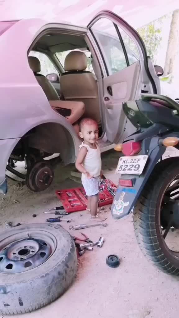 @nazeerikka