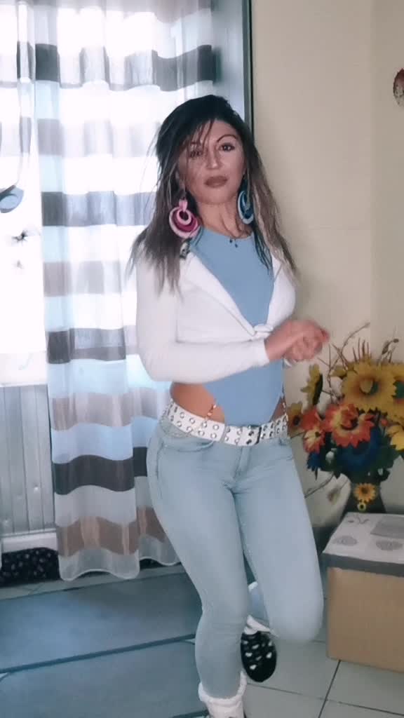 @Bella bionda