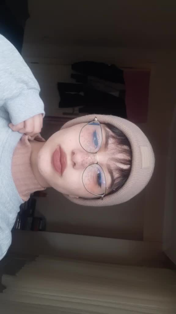 @🦊