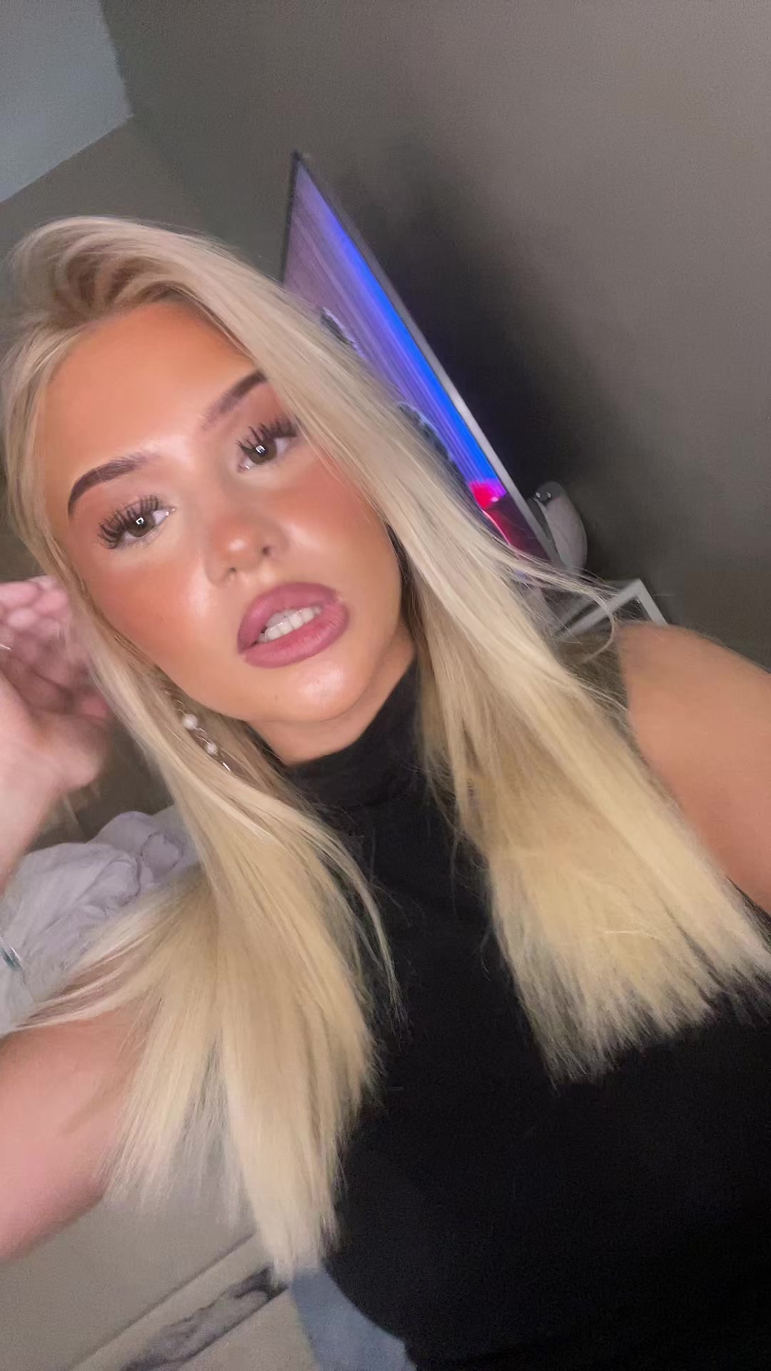 @Julia🦭