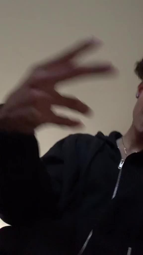 @yallaintfindalex