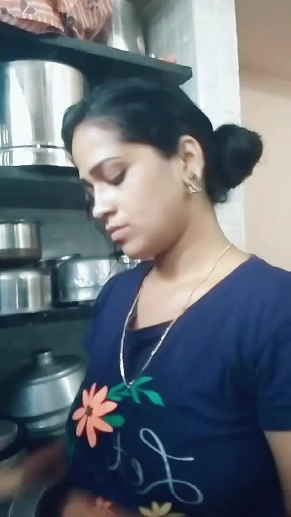 @kaviya885