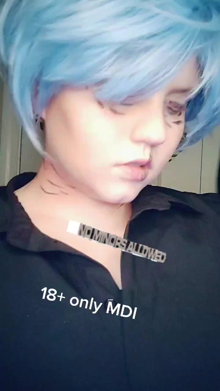 @Little Zombie Girl
