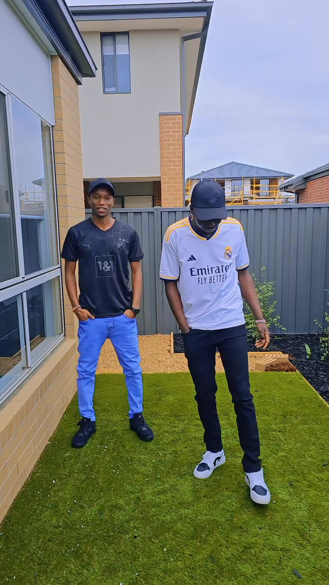 @Mc Donn 🇰🇪 🦘