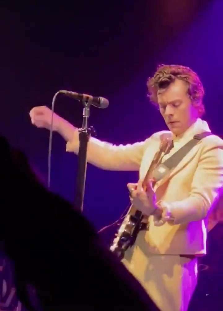@harry styles