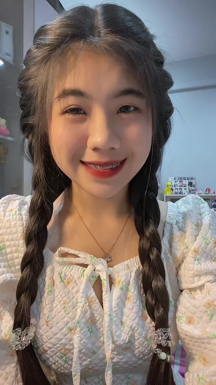 @วุ้นเส้นอภิชญา🦋(199.k)