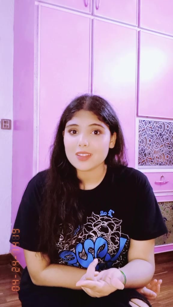 @Khushi_Kumari💘