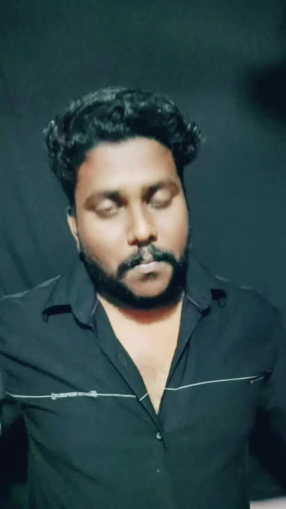 @വിവേക് കാർത്തികേയൻ