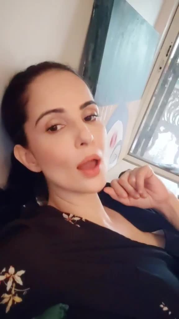 @rukhsarrehman