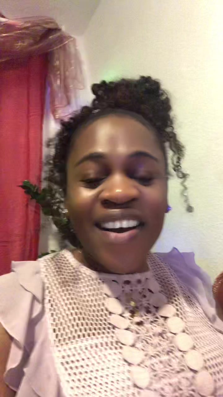 @Monique