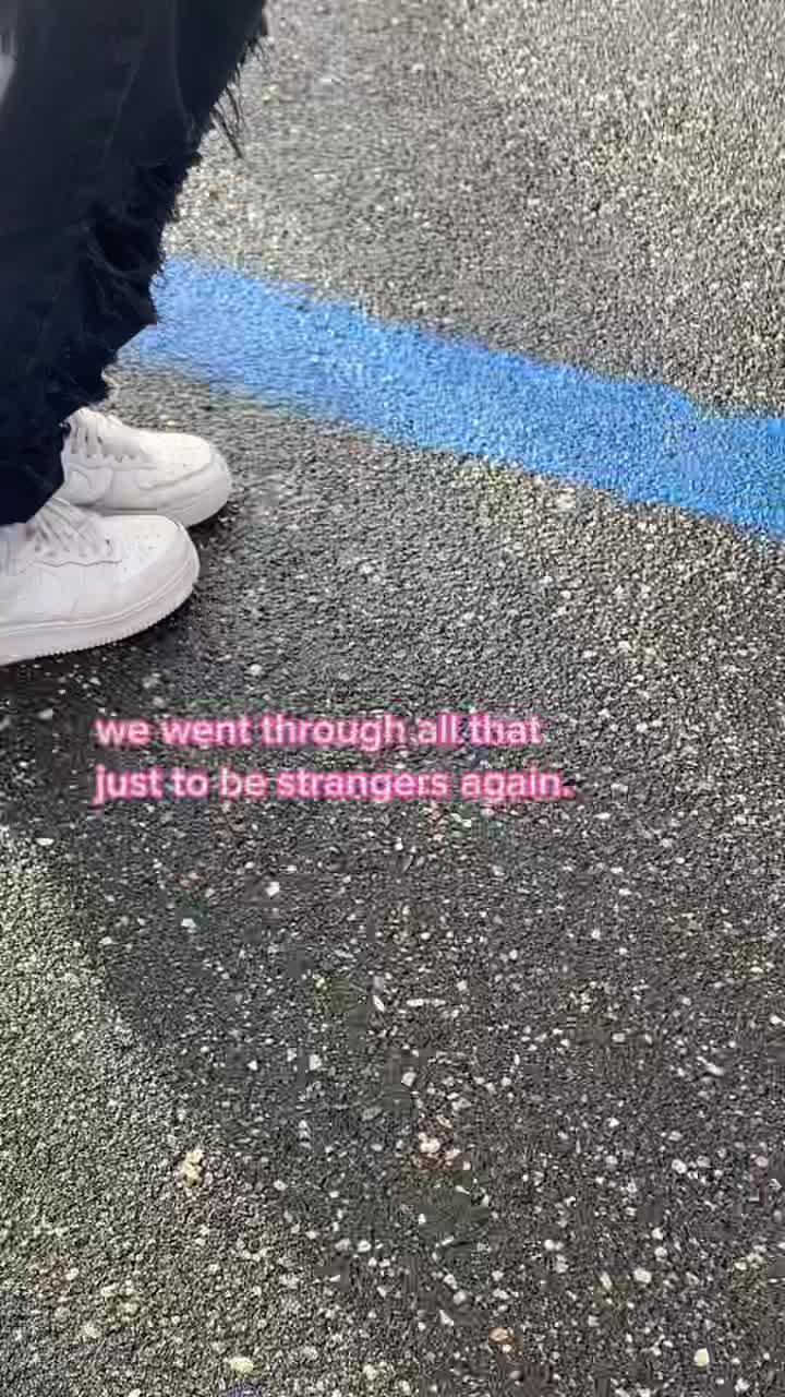 @ᥫ᭡