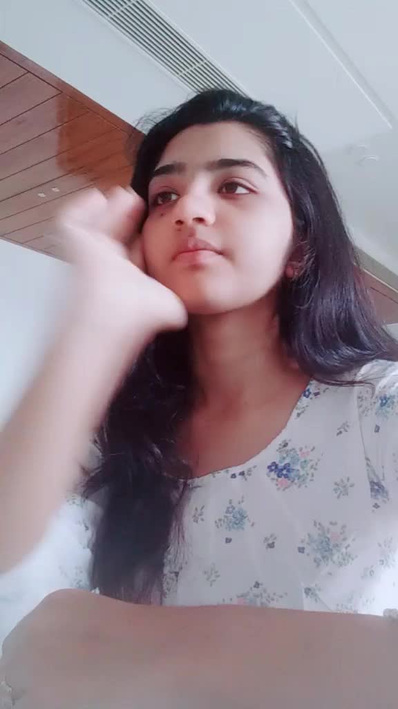 @Saloni Rabara💕