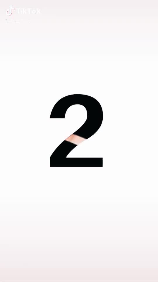 @dzsamila amira&hearts;️🖕